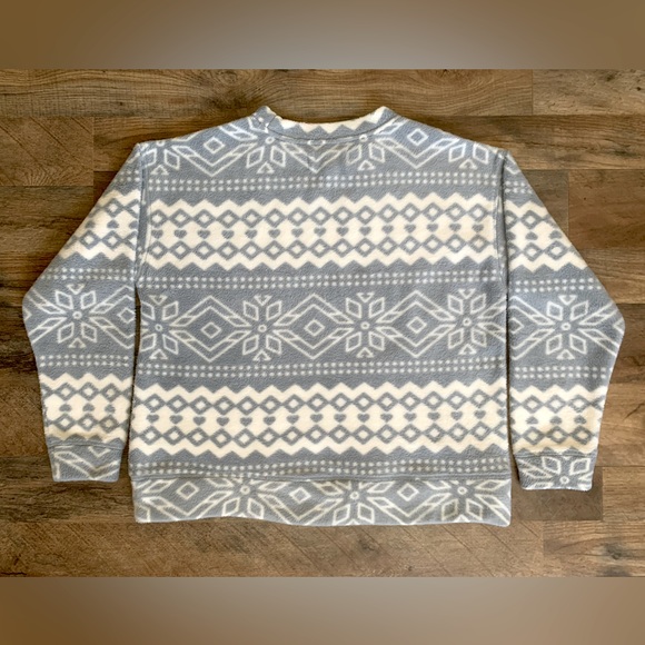 Thread+Supply Snowflake Fleece Pullover - Picture 6 of 6